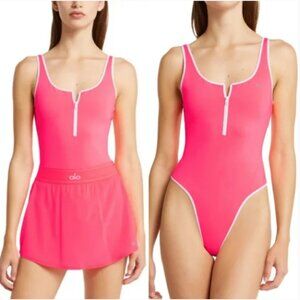 NWOT ALO Supernova Florescent Pink Thong Front Zipper Stellar Bodysuit Small